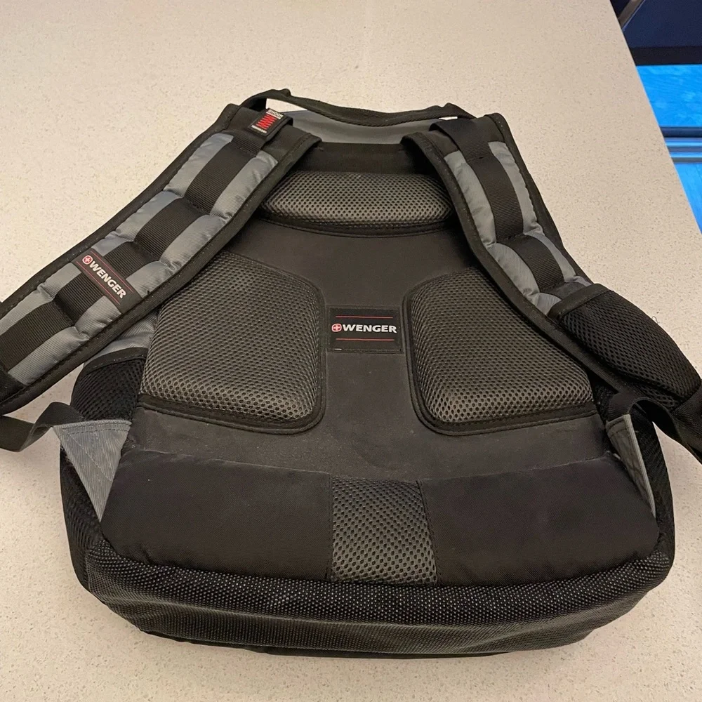 Wenger Laptop Backpack - Picture 2 of 3